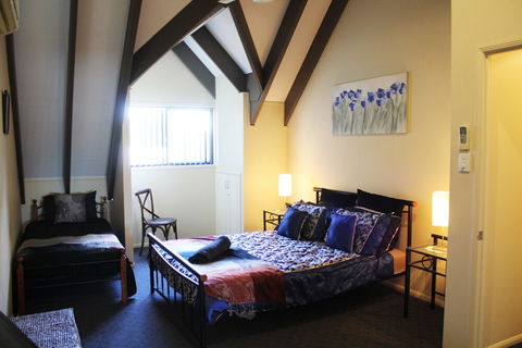 Dalby Apartments Self Contained Motel - VIC Tourism 6