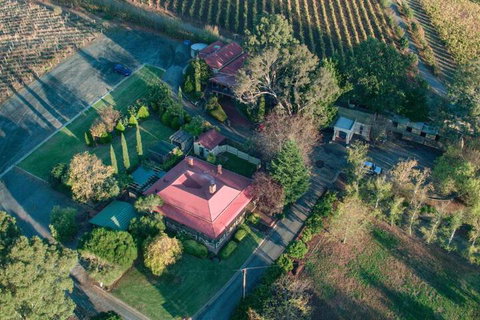 Vineyard Cottage BnB - VIC Tourism 2