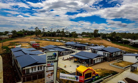 Room Motels Gatton - VIC Tourism 5