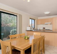 Park Avenue - Forest Hill - VIC Tourism