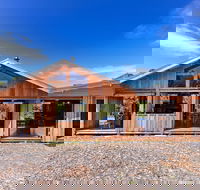Bruny Island Lodge