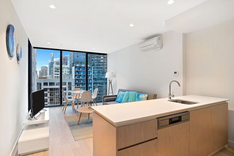 IFSuites (IFSTAYS) EQ Tower - VIC Tourism 6