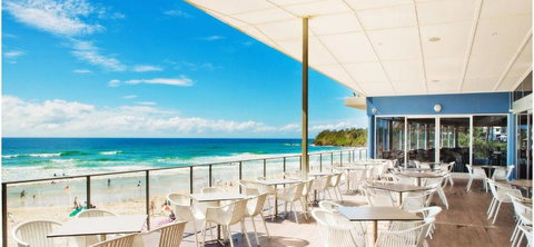 Coolum Waves Pet Friendly Holiday House - VIC Tourism 5