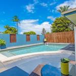 Coolum Waves Pet Friendly Holiday House - VIC Tourism 0