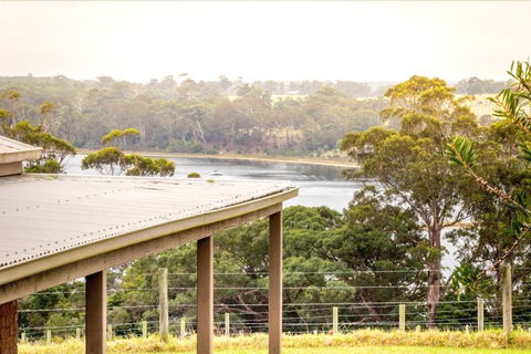 Lakeview - VIC Tourism 1
