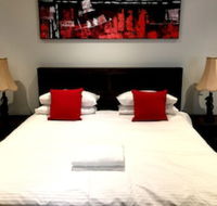 Deluxe Lake View House