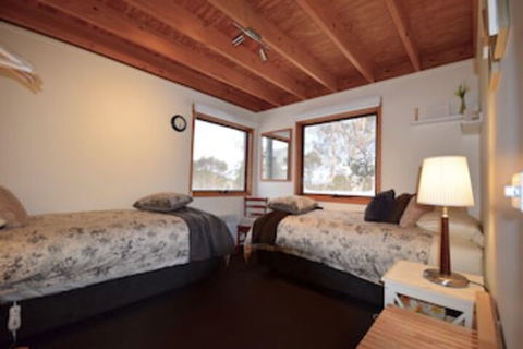 Cloud 9 Alpine Lodge - VIC Tourism 5
