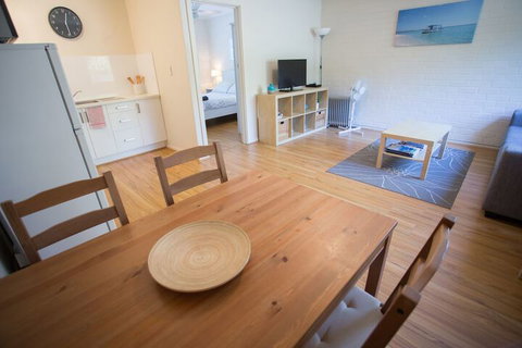 The Blue Door Villa - VIC Tourism 7