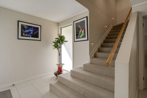 The Terrace - VIC Tourism 7