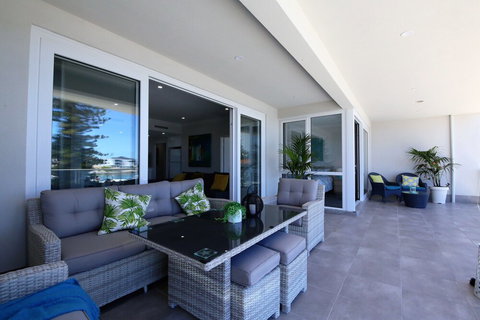 Marina Views At Mindarie Marina - VIC Tourism 2