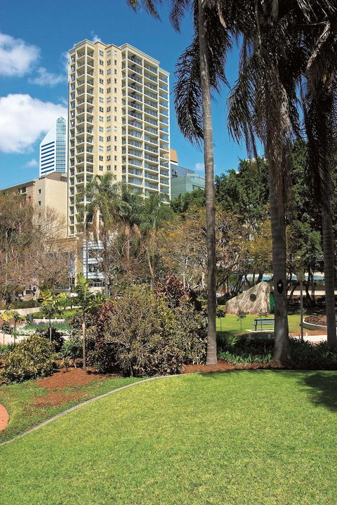 Oaks Brisbane Lexicon Suites - VIC Tourism 4