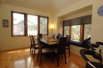 Blue Sky Lodge - VIC Tourism 1