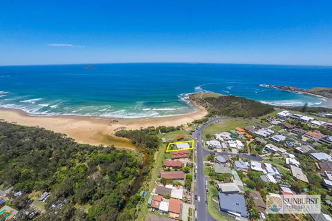 Pandanus On Emerald - VIC Tourism 1