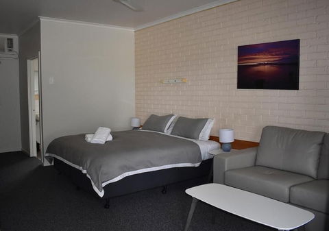 Port Albert Motel - VIC Tourism 3