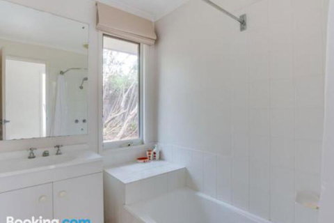 Panoramic Views Portsea - VIC Tourism 3