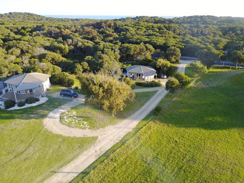 Driftwood Villas - VIC Tourism 0
