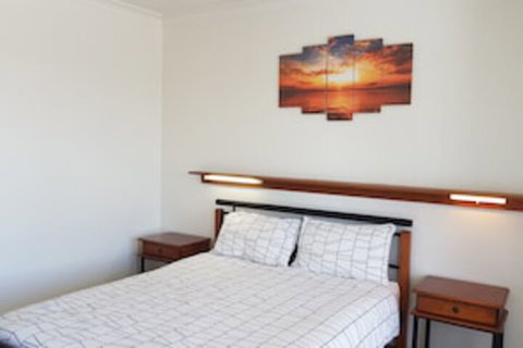 Coolgardie GoldRush Motels - VIC Tourism 0