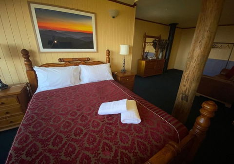 Camelot - VIC Tourism 5