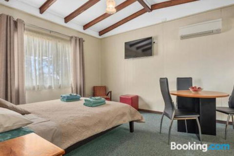 Green Views - VIC Tourism 0