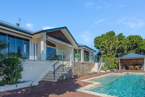 Maureen Waterfront Beach House - VIC Tourism 6