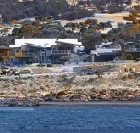 Penneshaw Oceanview Apartments - VIC Tourism