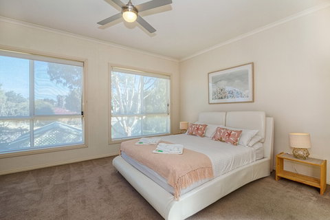 The Lighthouse - VIC Tourism 4