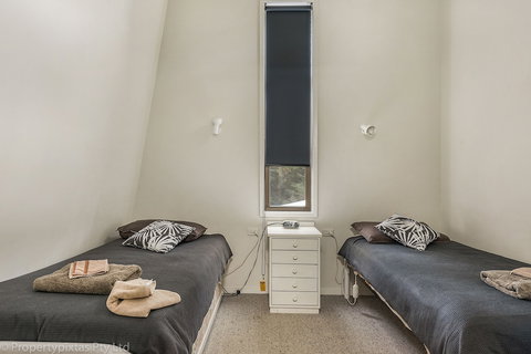 Bay Retreat Port Arthur - VIC Tourism 3