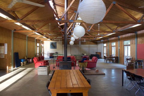 Longwood Retreat - VIC Tourism 6