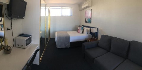 Tall Timbers Motel - VIC Tourism 1