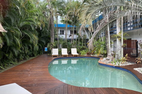 The Palms At Palm Cove - VIC Tourism 2