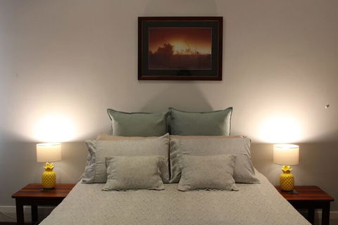 Vineyard Cottage At Upper Reach Winery - VIC Tourism 6