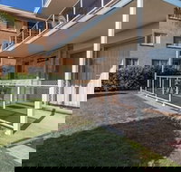 Castaways Unit 1 17 Shoal Bay Road - VIC Tourism