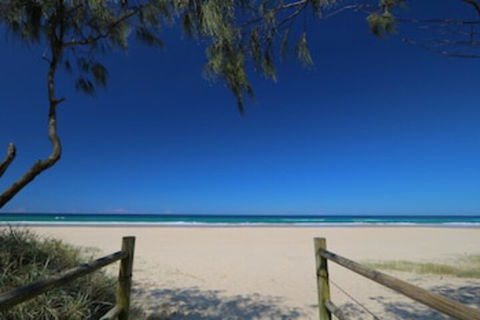 A Deluxe Swim Up Drift Apartments South - VIC Tourism 0