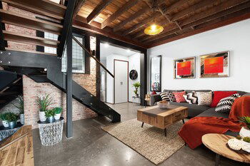 UNIQUE - New York Loft Style Townhouse - VIC Tourism 4