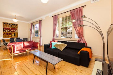 MADELINE, 1BDR Fitzroy Apartment - VIC Tourism 0