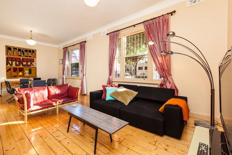 MADELINE, 1BDR Fitzroy Apartment - VIC Tourism 7