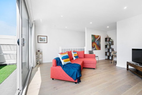 DINA, 2BDR Carlton Apartment - VIC Tourism 1