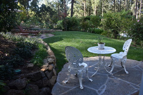 Forest Edge Cottage At Merrow Cottages - VIC Tourism 1