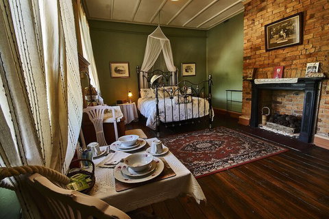 The Old Victoria - VIC Tourism 5