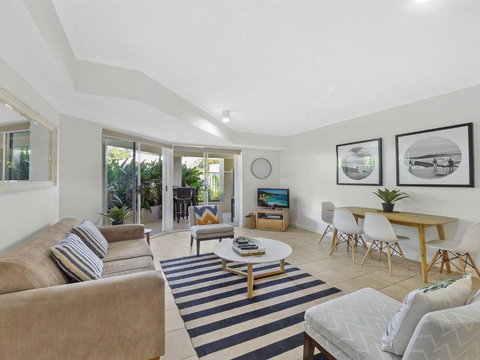 Poolside At Iluka Resort Apartments - VIC Tourism 5