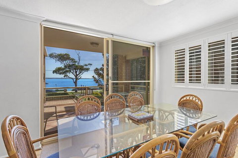 South Pacific Unit 6 Amazing Unit Opposite The Beach. - VIC Tourism 7