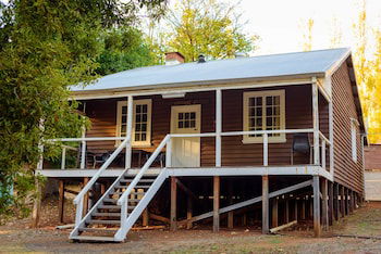 Murphy's Cottage - VIC Tourism 2