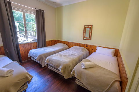 Murphy's Cottage - VIC Tourism 1