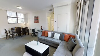 MyHoYoHo Apartments Fishmarket - VIC Tourism 0