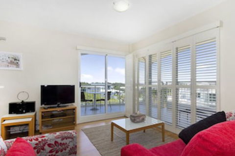 RESORT On The BEACH 6310 TOP FLOOR - VIC Tourism 0