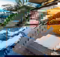 6 Yacht Club Oceanfront House On Marina Deluxe 4 Bedroom With 2 Golf Buggies - VIC Tourism