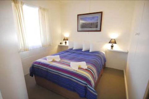 Esperance Central Accommodation - VIC Tourism 1