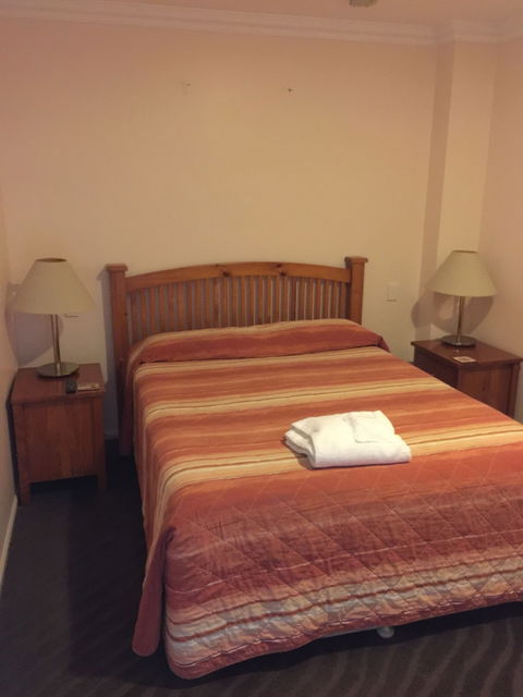 Westside Tavern And Motel - VIC Tourism 2