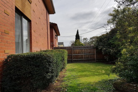 Clayton Apartment - VIC Tourism 3