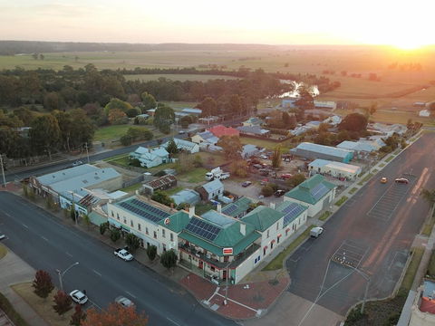 Orbost Club Hotel - VIC Tourism 0